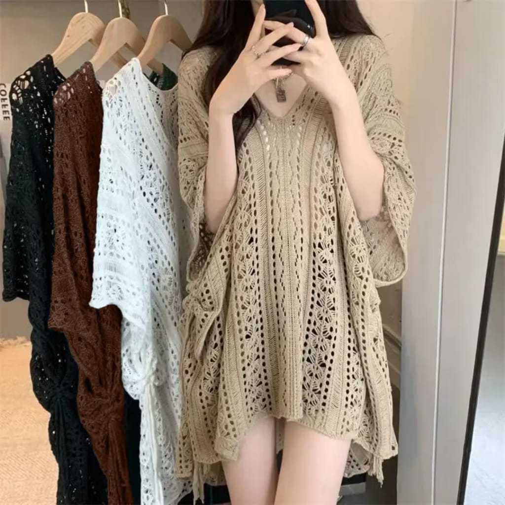 Emiola Hollow Blouse Rajut Adem Oversize Wanita